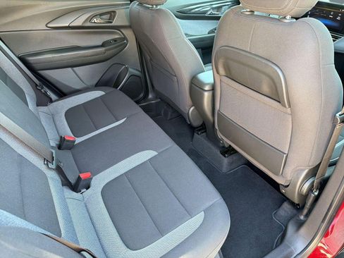 Used 2024 Chevrolet TrailBlazer LT w/ Driver Confidence Package FWD image 29