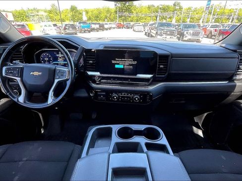 Used 2024 Chevrolet Silverado 3500 LT w/ Convenience Package AWD/4WD image 14