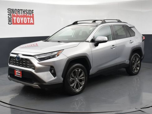 Used 2023 Toyota RAV4 Limited AWD/4WD image 8
