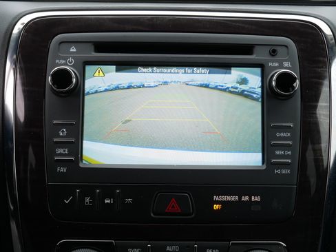 Used 2017 Buick Enclave Leather image 27