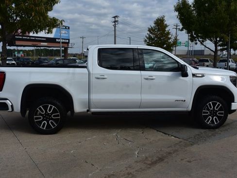 Used 2025 GMC Sierra 1500 AT4 w/ AT4 Premium Package image 4