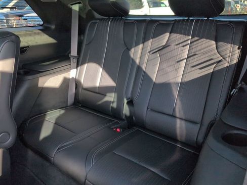 Used 2026 Cadillac Vistiq Sport image 25