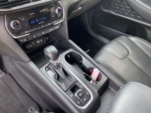 Used 2020 Hyundai Santa Fe Limited FWD image 6