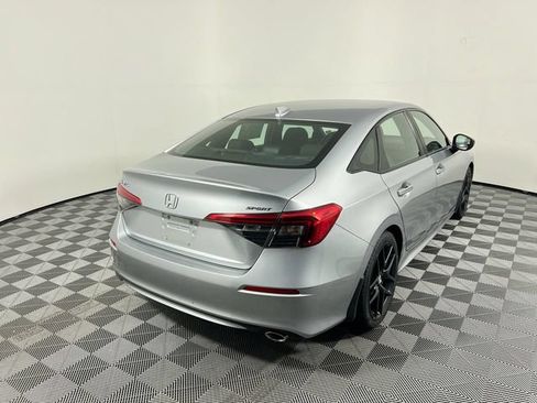 Used 2023 Honda Civic Sport image 3