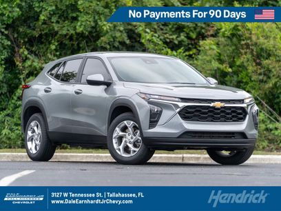 Used 2025 Chevrolet Trax LS w/ LS Convenience Package