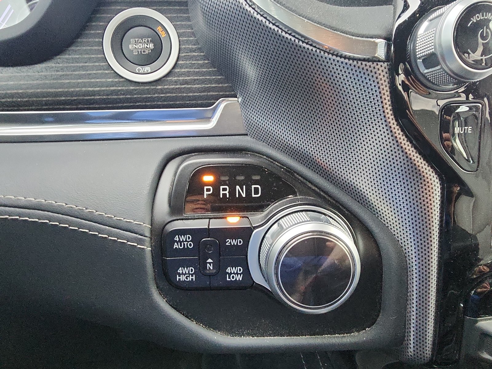 Used 2022 RAM 1500 Limited AWD/4WD image 16