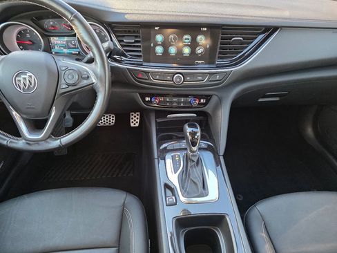 Used 2018 Buick Regal Essence w/ Driver Confidence Package #1 image 15