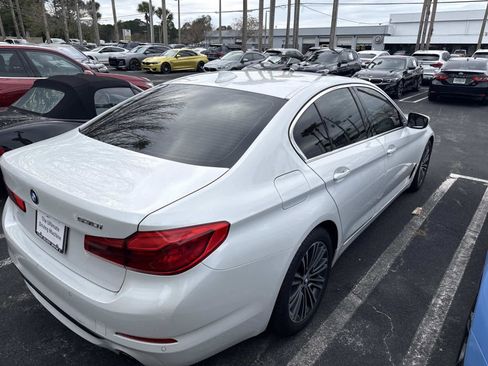 Used 2019 BMW 530i 530i image 2