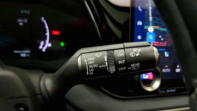 Used 2024 Lexus RX 350 FWD w/ Convenience Package image 58