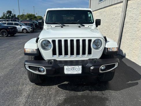 Used 2021 Jeep Wrangler Unlimited Sahara AWD/4WD image 11