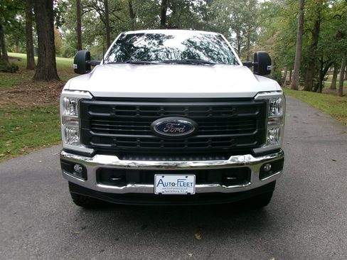 Used 2024 Ford F350 XL w/ XL Off-Road Package image 2
