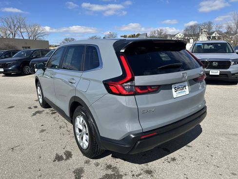 Used 2025 Honda CR-V LX image 5