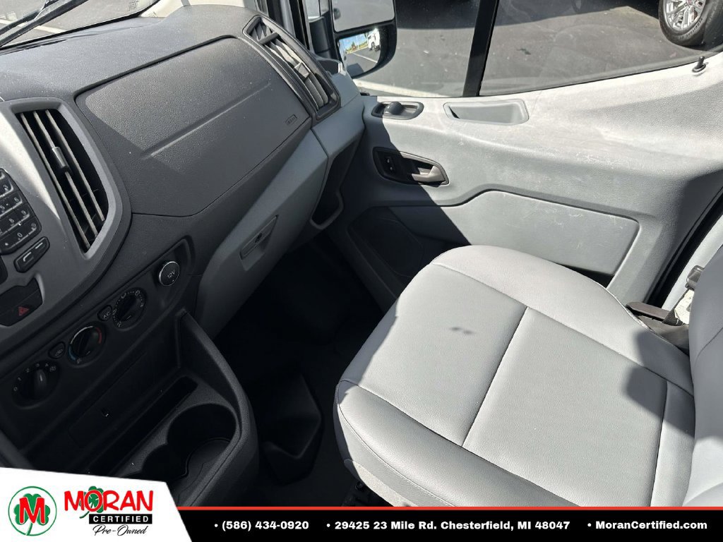 Used 2018 Ford Transit 150 XL RWD image 28