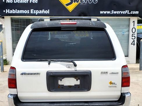 Used 1999 Toyota 4Runner SR5 AWD/4WD image 12