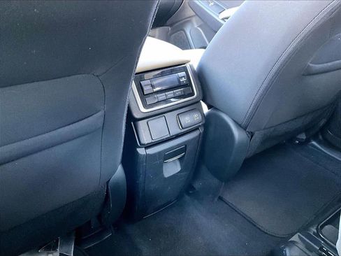 Used 2021 Subaru Ascent Premium w/ Sport Package image 27