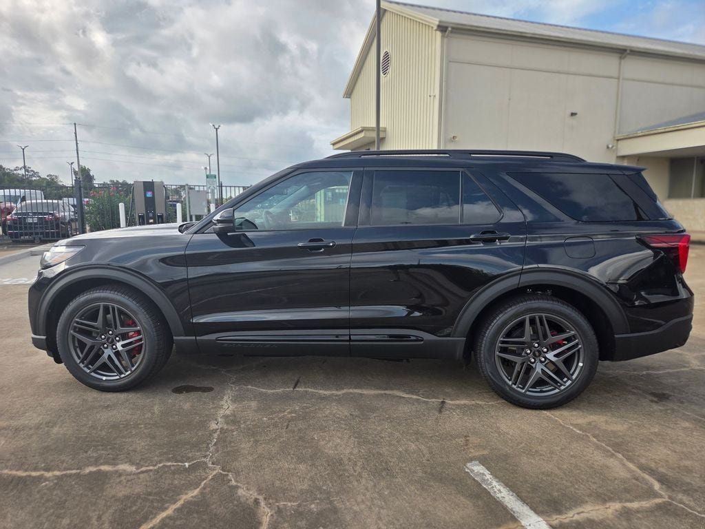 New 2026 Ford Explorer ST w/ Sun And Sound Package AWD/4WD image 8