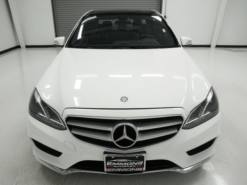 Used 2015 Mercedes-Benz E 350 Sedan image 2