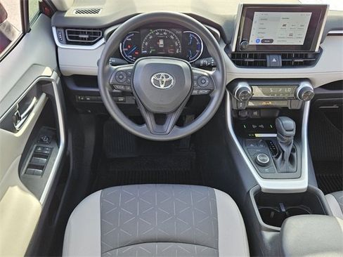 Used 2024 Toyota RAV4 XLE image 7