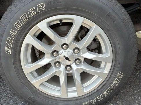 Used 2021 Chevrolet Silverado 1500 RST AWD/4WD image 6