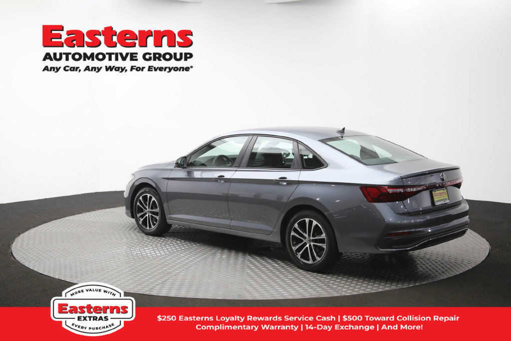 Used 2025 Volkswagen Jetta Sport FWD image 64