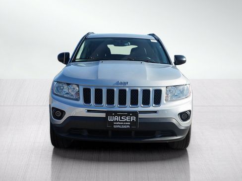 Used 2012 Jeep Compass Limited w/ Sun/Sound Group AWD/4WD image 8