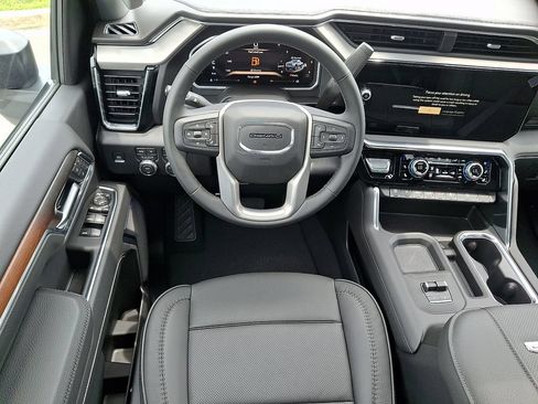 New 2026 GMC Sierra 2500 Denali w/ Denali Reserve Package AWD/4WD image 7