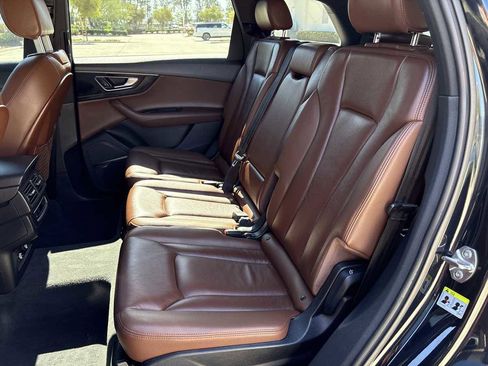 Used 2018 Audi Q7 3.0T Premium Plus w/ Premium Plus Package image 14