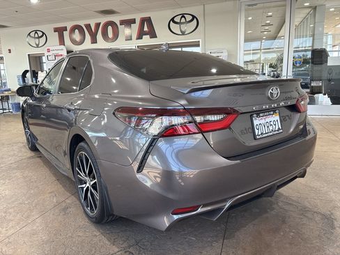 Used 2023 Toyota Camry SE w/ Protection Package (Q2) (TMS) FWD image 8