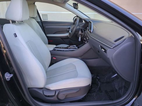 Used 2023 Hyundai Sonata SE image 30