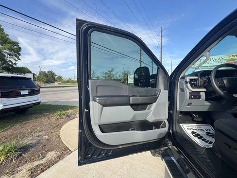 Used 2024 Ford F250 XLT image 30