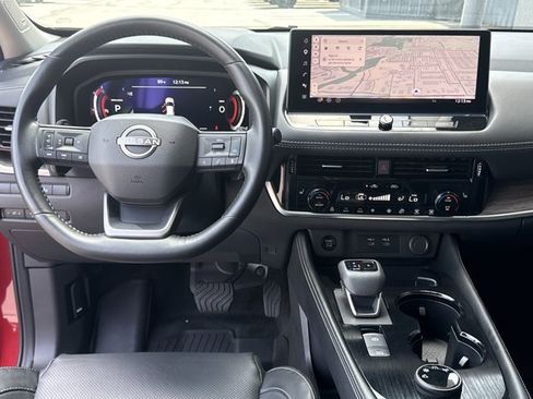 Certified 2026 Nissan Rogue Platinum w/ Platinum Premium Package AWD/4WD image 7