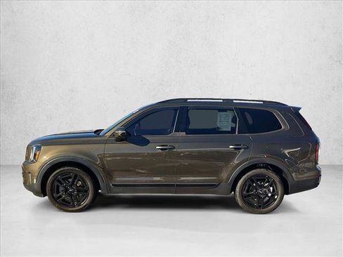 Used 2023 Kia Telluride SX X-Line image 9