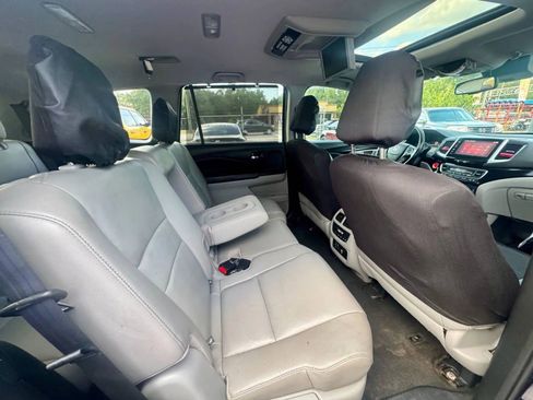 Used 2016 Honda Pilot Touring image 17