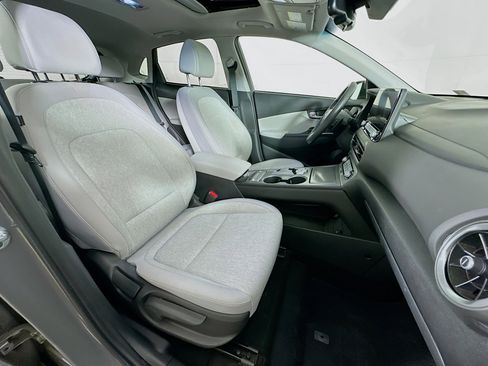 Used 2023 Hyundai Kona SEL w/ Cargo Package image 31