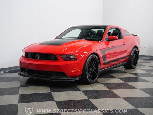 Used 2012 Ford Mustang Boss 302 w/ Boss 302 Accessory Pkg RWD image 6