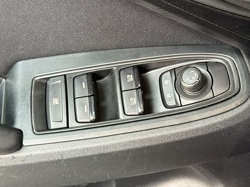 Used 2018 Subaru Impreza 2.0i Premium w/ Eyesight & BSD & Rcta AWD/4WD image 15