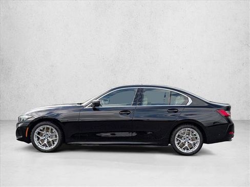 Used 2025 BMW 330i xDrive Sedan w/ Convenience Package image 9