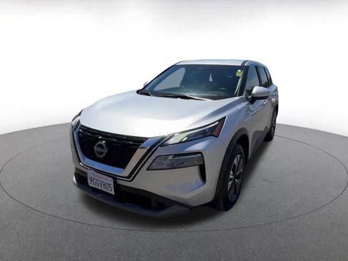 Used 2023 Nissan Rogue SV image 47