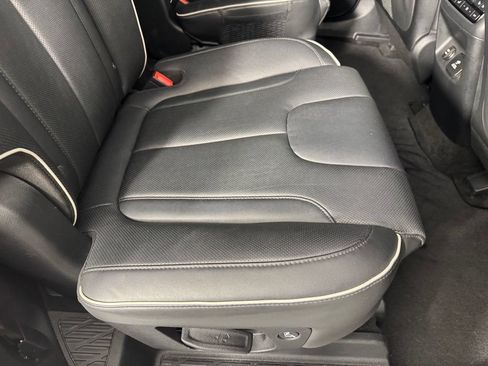 Used 2024 Hyundai Palisade SEL w/ Premium Package FWD image 45
