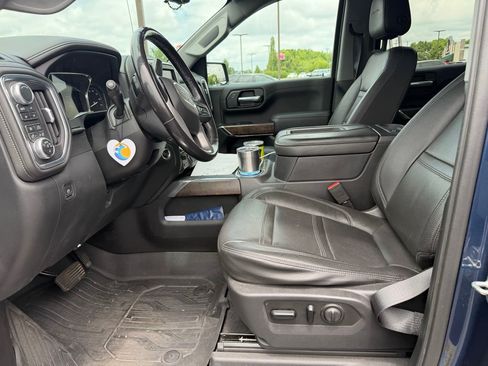 Used 2019 GMC Sierra 1500 Denali w/ Denali Ultimate Package AWD/4WD image 9