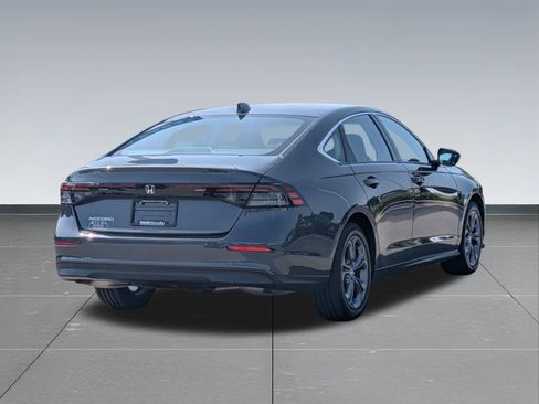 Certified 2023 Honda Accord EX image 5