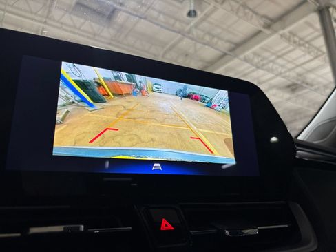 Used 2025 Chevrolet TrailBlazer LT w/ Driver Confidence Package AWD/4WD image 21