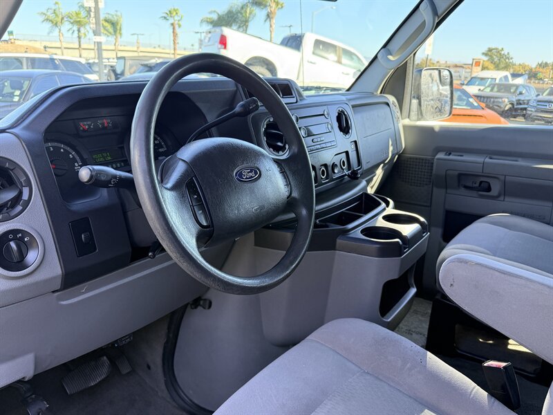 Used 2012 Ford E-350 and Econoline 350 XLT RWD image 9