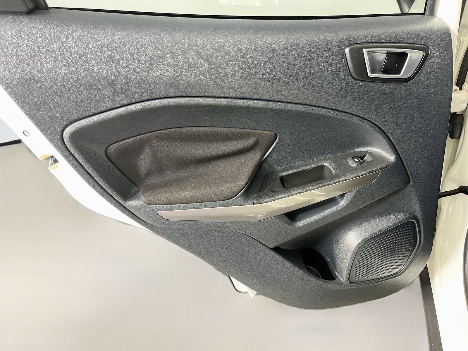 Used 2019 Ford EcoSport SE w/ SE Convenience Package FWD image 27