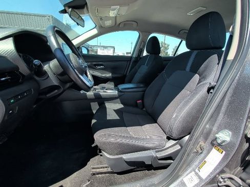 Used 2021 Nissan Sentra SV FWD image 4