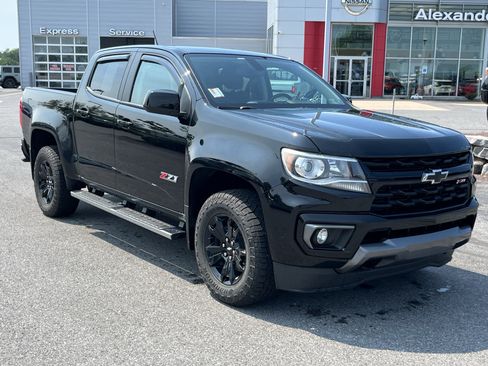 Used 2022 Chevrolet Colorado Z71 w/ Z71 Midnight Edition AWD/4WD image 1
