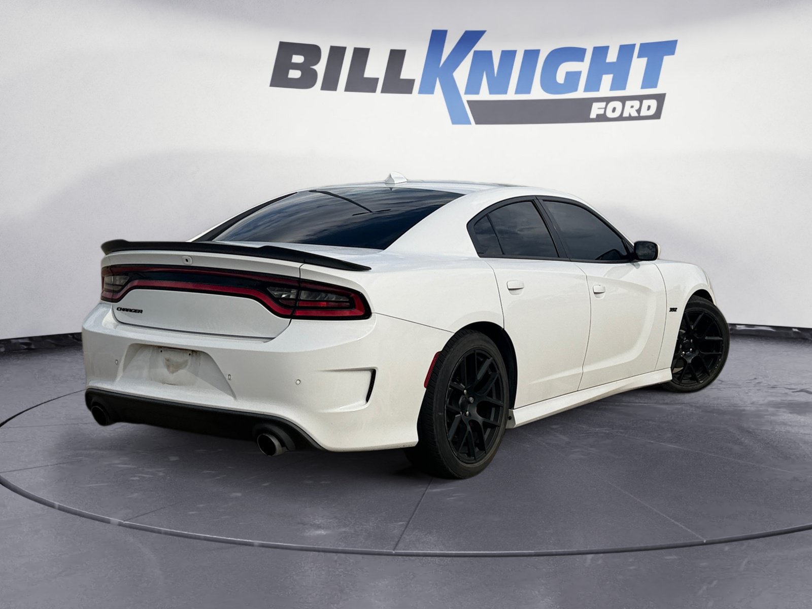 Used 2018 Dodge Charger R/T Scat Pack RWD image 5