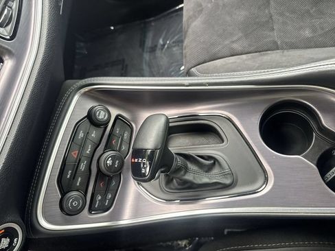 Used 2017 Dodge Challenger R/T Scat Pack RWD image 24