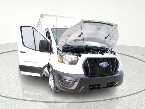 Used 2023 Ford Transit 350 DRW image 11