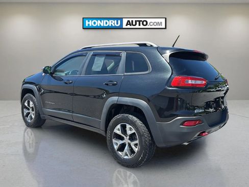 Used 2014 Jeep Cherokee Trailhawk w/ Cold Weather Group AWD/4WD image 3